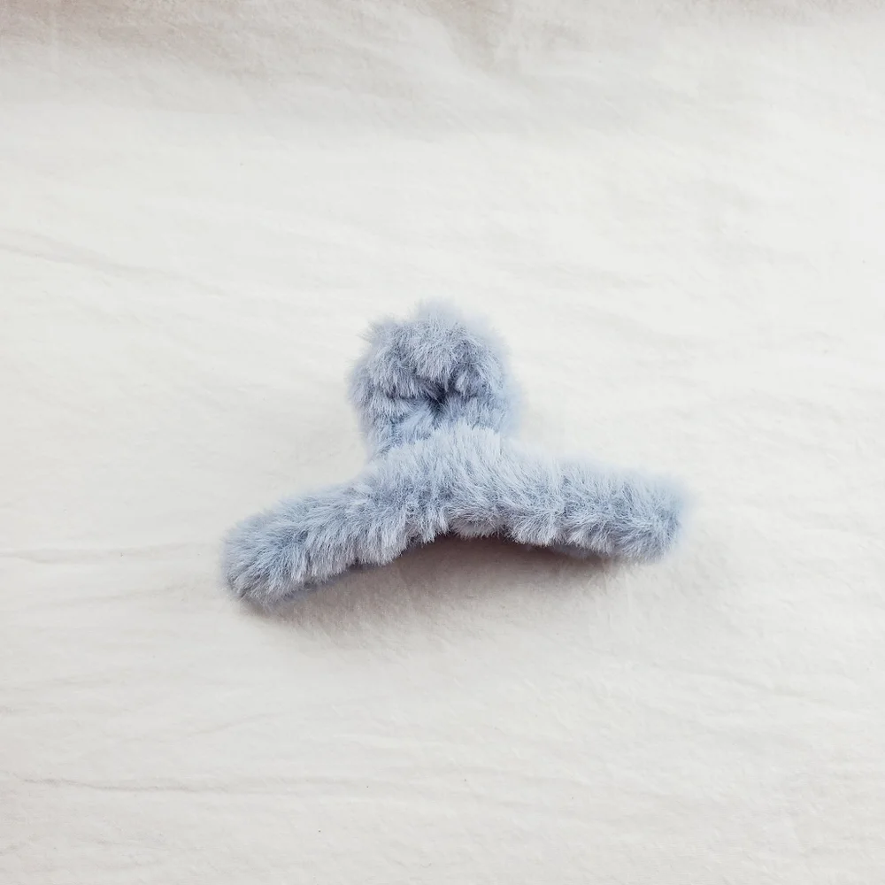 Plush hair claw clip hair accessories